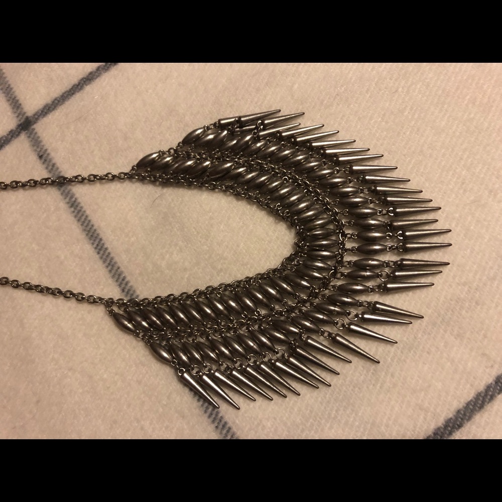 Silver statement necklace - Picture 3 of 5